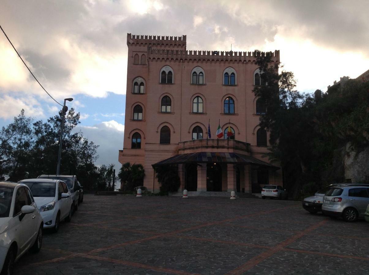 Casa Clo Alla Cattedrale Палермо Экстерьер фото